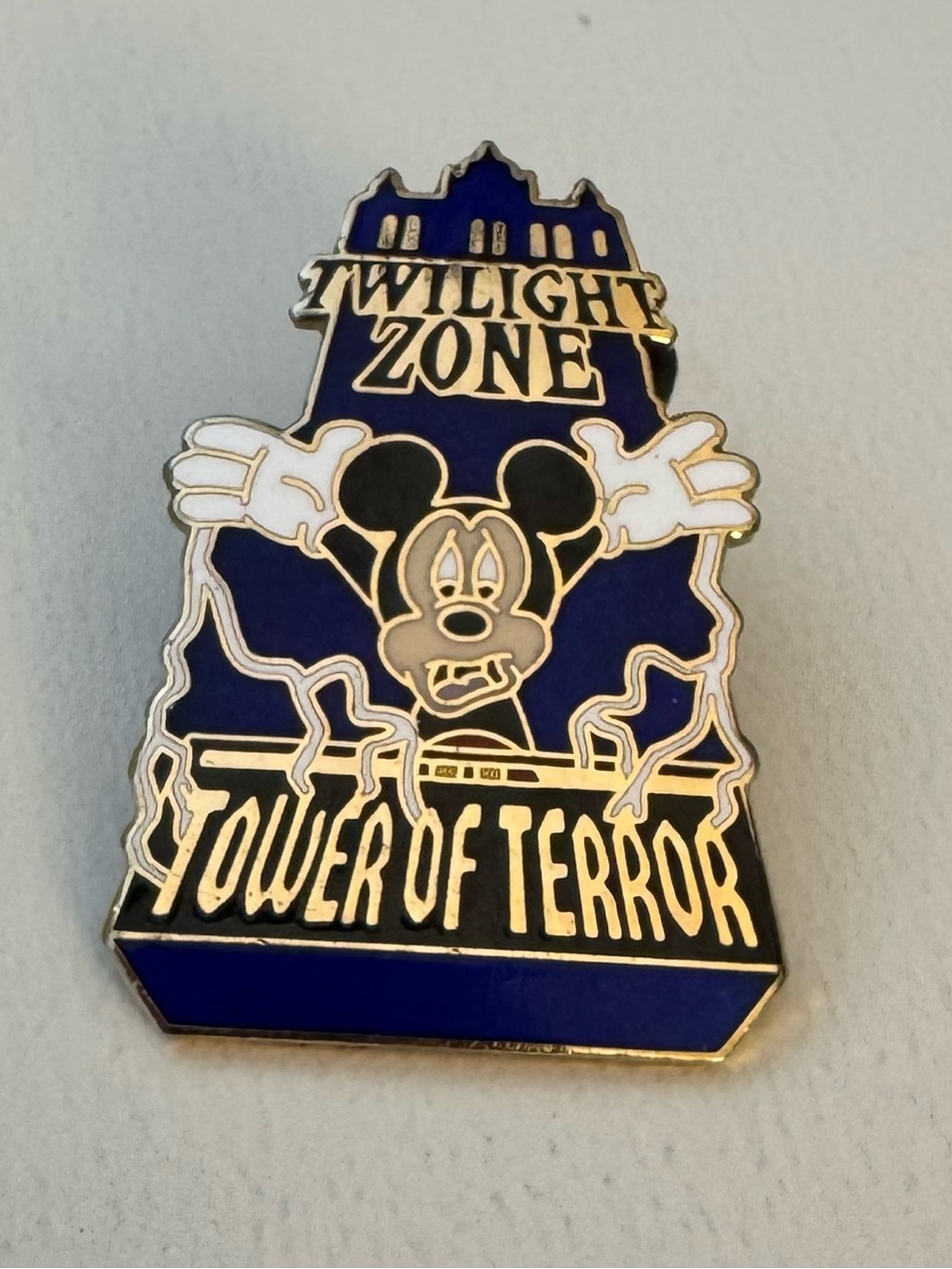 Disney Trading Pin 2004 Twilight Zone Tower of Terror, Mickey Mouse.